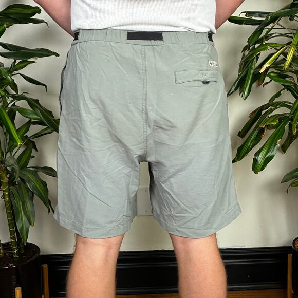 Columbia Hiking Shorts - Picture 2 of 6